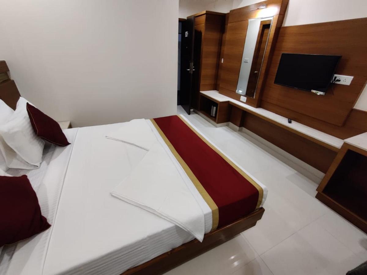 Hotel U.T.Elite Bangalore Ngoại thất bức ảnh