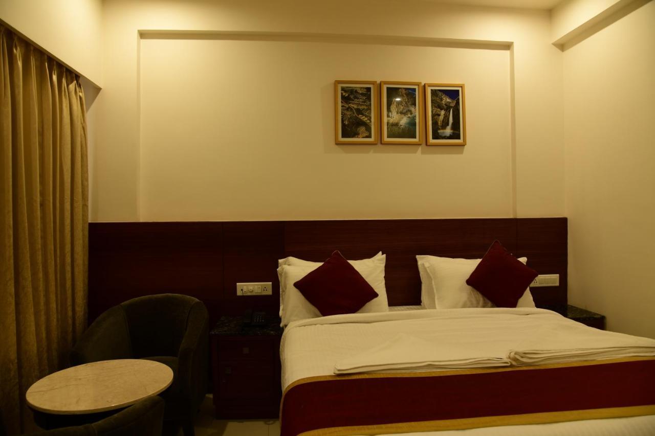 Hotel U.T.Elite Bangalore Ngoại thất bức ảnh
